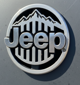 Jeep logo JM